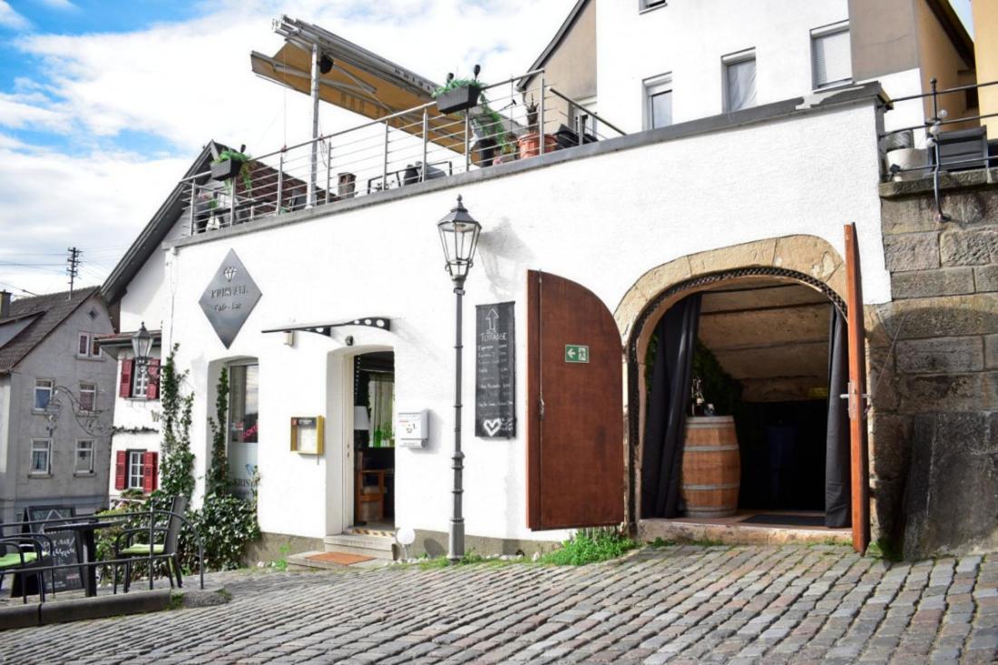 Doppelzimmer Mit Neckarblick Nuertingen Exterior foto